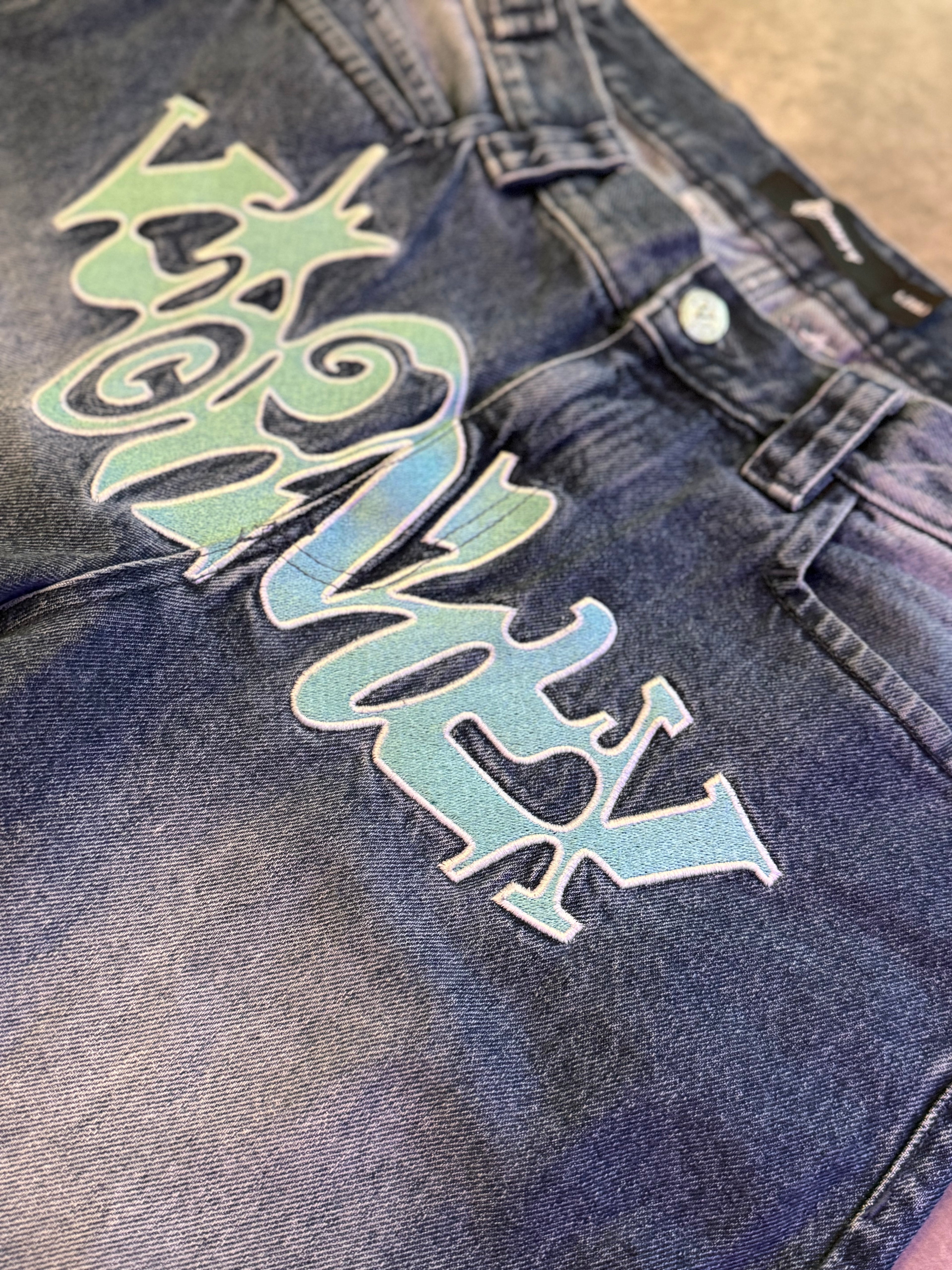 VECINITY Baggy mit Frontprint | (L)